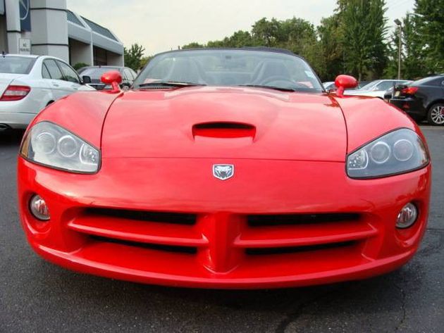 DODGE VIPER SRT 10 506 cv