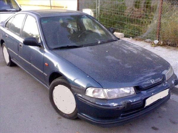 HONDA ACCORD 2.3i SR  para piezas entero