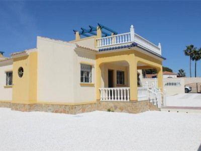 Chalet en venta en Villamartin, Alicante (Costa Blanca)