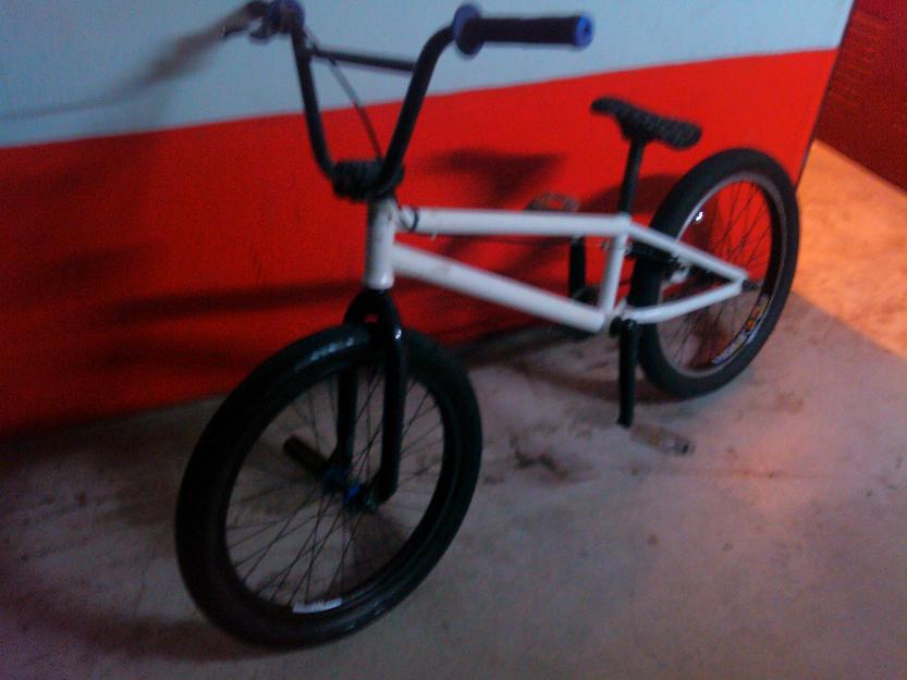 Bmx eastern night prowler 2010