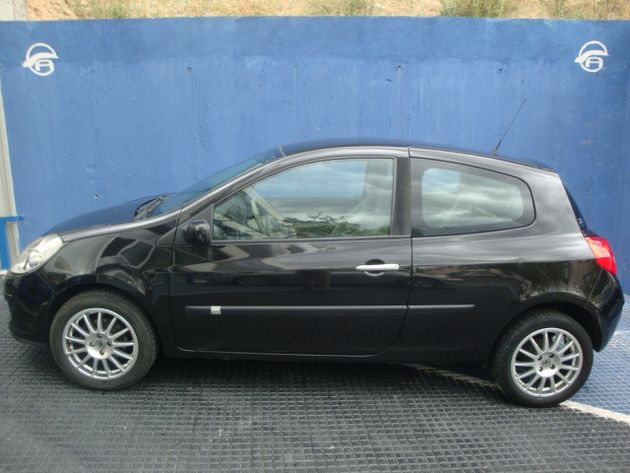 RENAULT Clio 1.4 Emotion