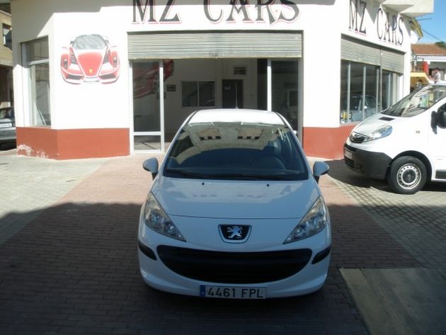 PEUGEOT 207 1.4HDI Urban