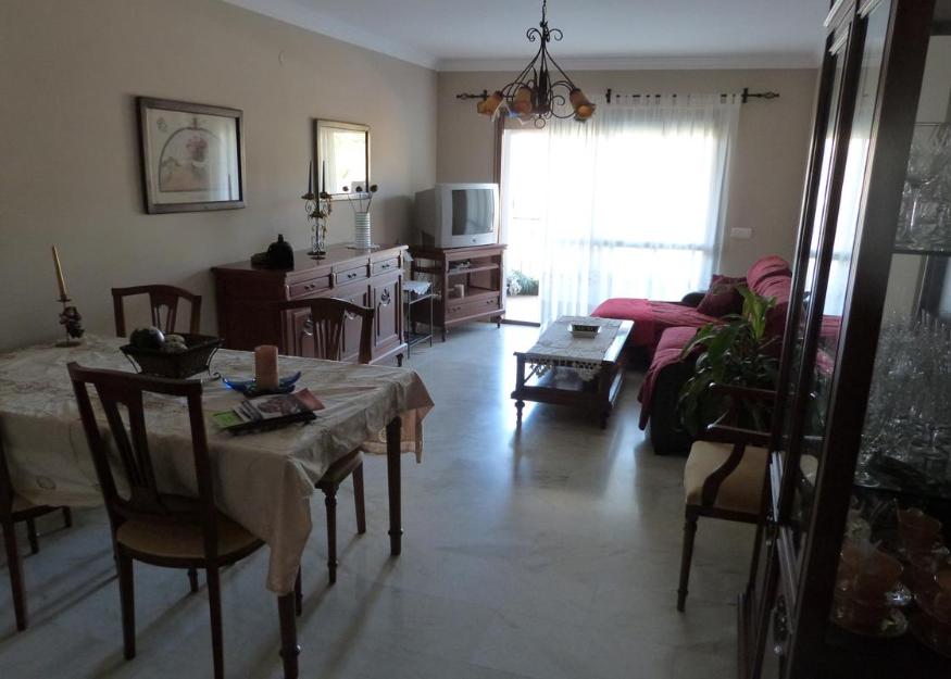 Apartamento con 100 m2, 3 dormitorios, 1 baño