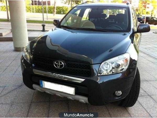 Toyota RAV 4  2.2D-4D Sol