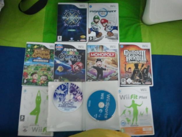 Vendo wii con 10 juegos y accesorios por 220 €