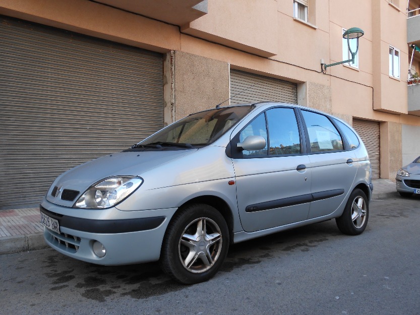 Se vende Renault Megane Escenic