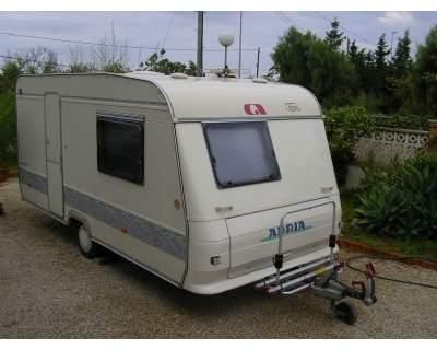 Caravana Adria 5 plazas 730 Kg - 3000 euros