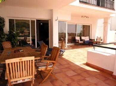 Chalet con 4 dormitorios se vende en Benalmadena Costa, Costa del Sol