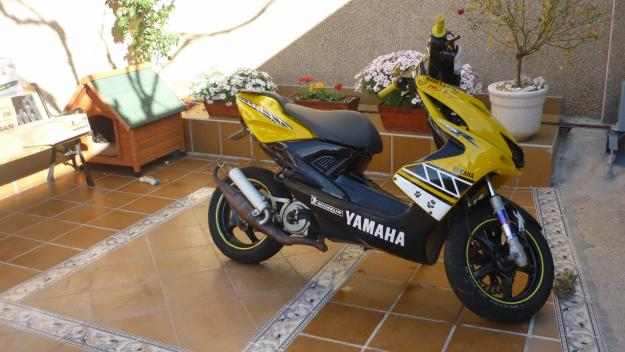 SE VENDE YAMAHA AEROX