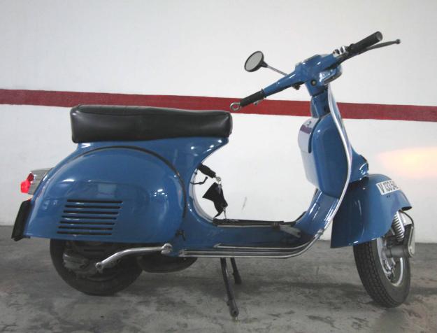 Vendo vespa 150s, año 1964, itv pasada, recién restaurada,perfecto estado,2.100 euros