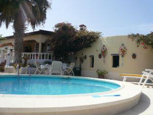 3b  , 2ba   in Oroteanda,  Canary Islands   - 950000  EUR