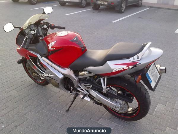 HONDA CBR 600F (2006)