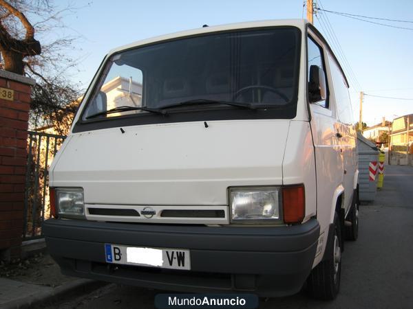 Nissan Trade 75  2.3d