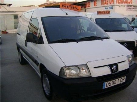 PEUGEOT EXPERT  2.0HDI FURGONCHAPA 220C - Malaga