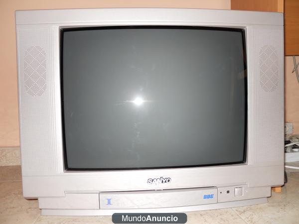 Televisor Sanyo tubo