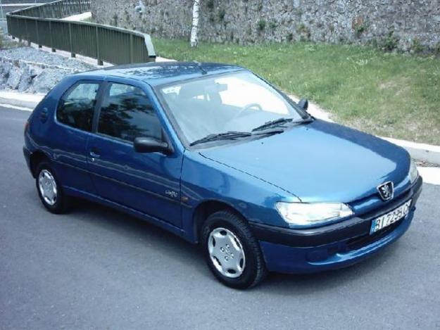 Venta de coche Peugeot 306 1.4 Graffic 3p '98 en Santurtzi