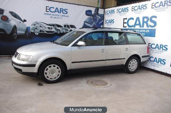 Volkswagen PASSAT VARIANT 1.9 115CV \'00