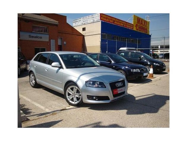 AUDI A3  1.6TDI AMBITION