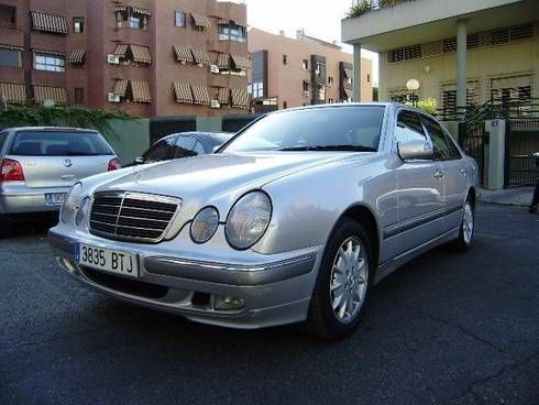 Mercedes-Benz E 320 CLASE  ELEGANCE