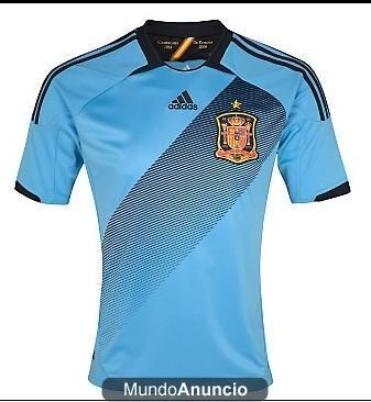 nueva camiseta del Real Madrid 2012-2013 - Madrid y Barcelona