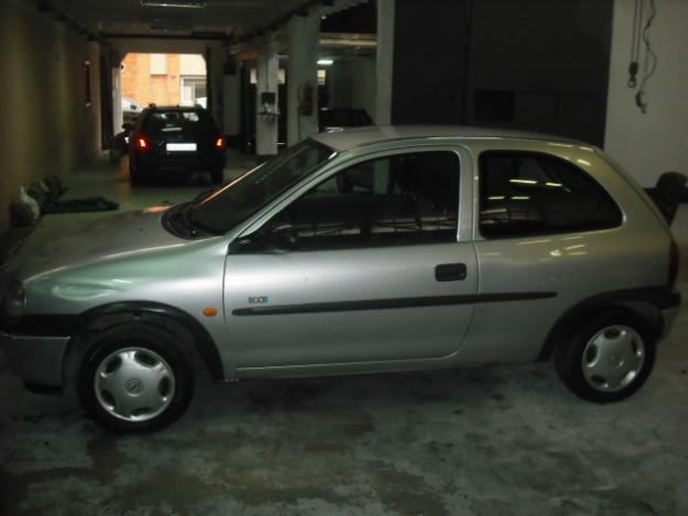 opel corsa 1.4 año 99 perfecto estado €550