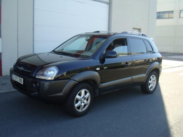 Vendo: hyundai tucson 2.0 crdi style 4x4 5p.