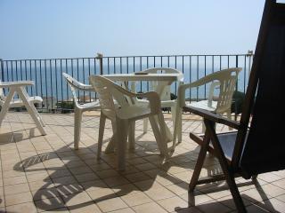 Apartamento en villa : 2/4 personas - junto al mar - vistas a mar - sciacca  agrigento (provincia de)  sicilia  italia