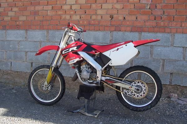 se vende honda cr 125