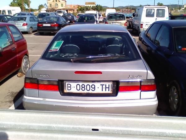 SUPER OFERTON PARA NOVELES QUE SE HAN SACADO EL CARNET O SE LO VAN A SACAR,,, IMPECABLE CITROEN XANTIA, CONSUME POQUISIM