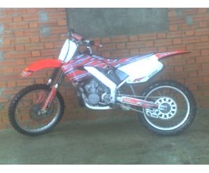 HONDA CR 250 R