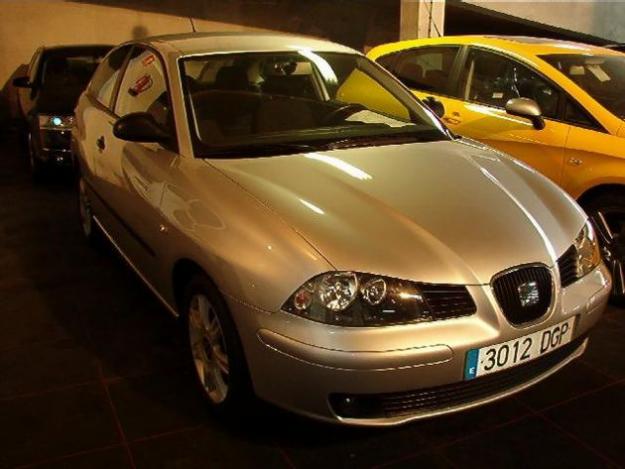 Venta de coche Seat Ibiza TDI 100cv Sport '05 en Majadahonda