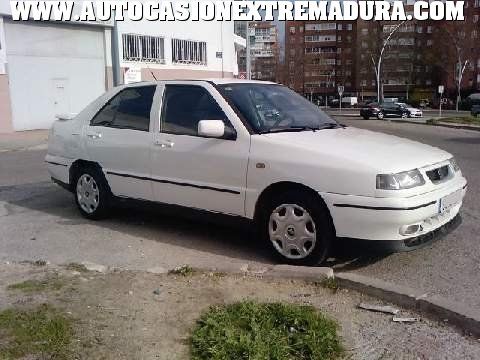 SEAT TOLEDO MAGNUS 1.6I BERLINA