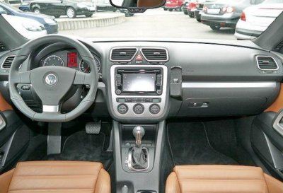 VOLKSWAGEN SCIROCCO 1.4 TSI  DSG, CUERO BEIGE, Y LLANTA 18!!   - Barcelona