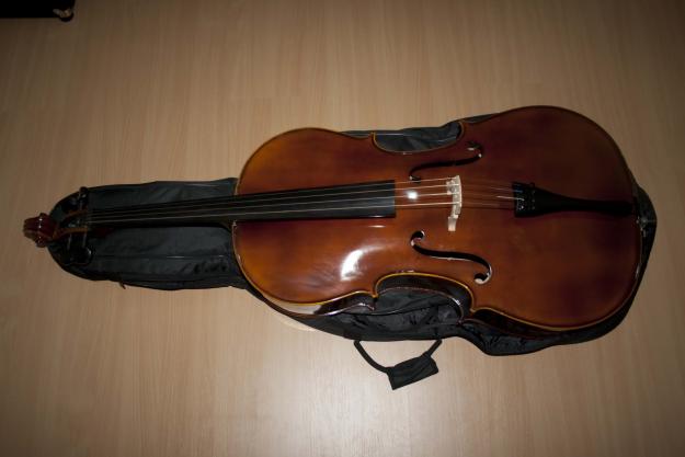 Vendo violonchelo ALFRED STINGL 160 4/4 by HOFNER