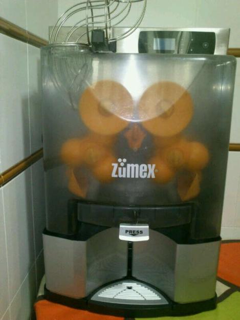 Exprimidoras de naranjas Zumex Essential pro