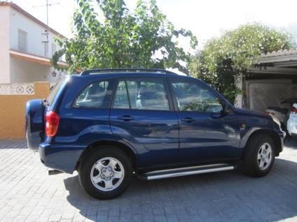 Se vende Toyota Rav4 2.0 sol