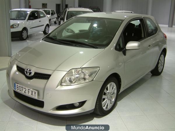 Toyota AURIS 2.0 D-4D Advance 6v 3p