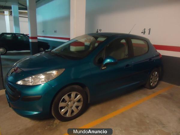 se vende peugeot 207.