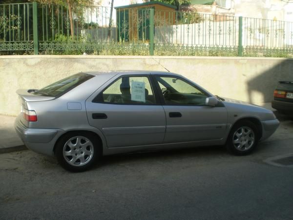 ctroen xantia 19 diesel año 1999 combio por fulgoneta