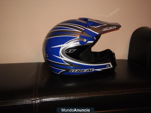 Se vende Casco integral junior