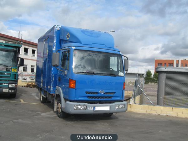 VENDO CAMION NISSAN ATELON 120