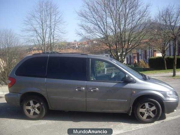 Chrysler Voyager 2.8CRD Executive Aut.