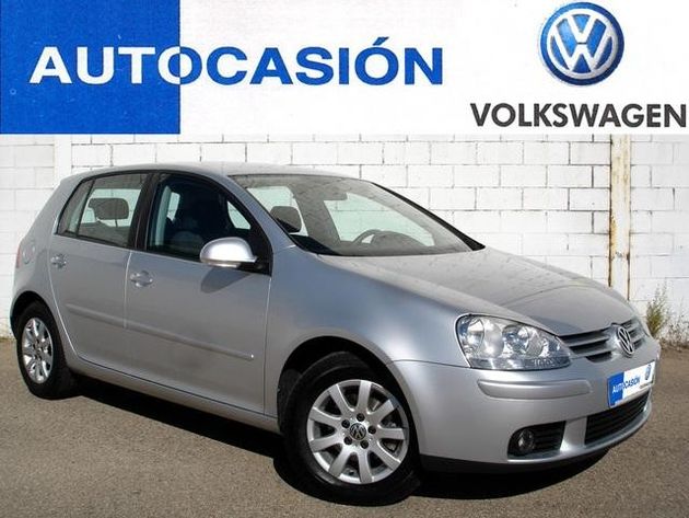 VOLKSWAGEN Passat 2.0TDI Advance