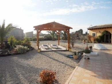 Chalet con 3 dormitorios se vende en Catral, Vega Baja Torrevieja