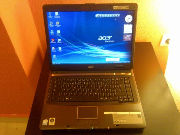 Ordenador portatil Acer Extensa 5620Z  como nuevo!!!