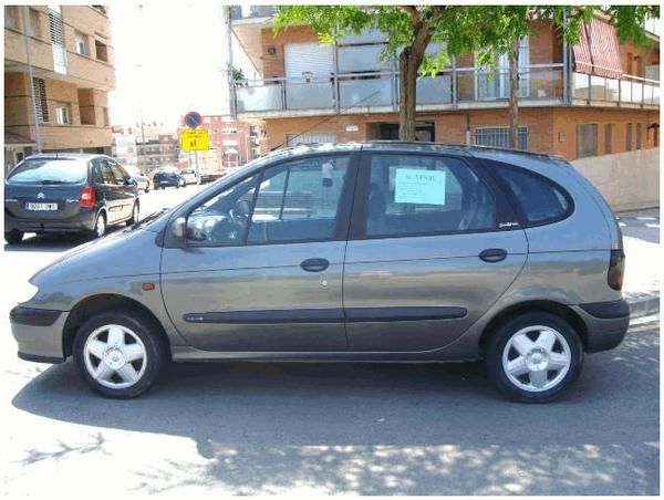 RENAULT MEGANE SCENIC (monovolumen), Diesel, itv NOV 2010