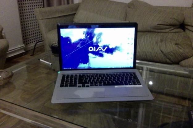 Vaio Laptop 16.4