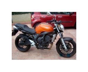 YAMAHA FZ6