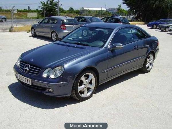 Mercedes-Benz CLK 270 CDI AVANTGARDE FULL