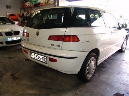 ALFA ROMEO 145  1.9 JTD - Tarragona